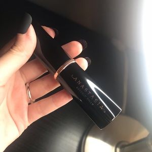 ANASTASIA BEVERLY HILLS STICK FOUNDATION • BEIGE •